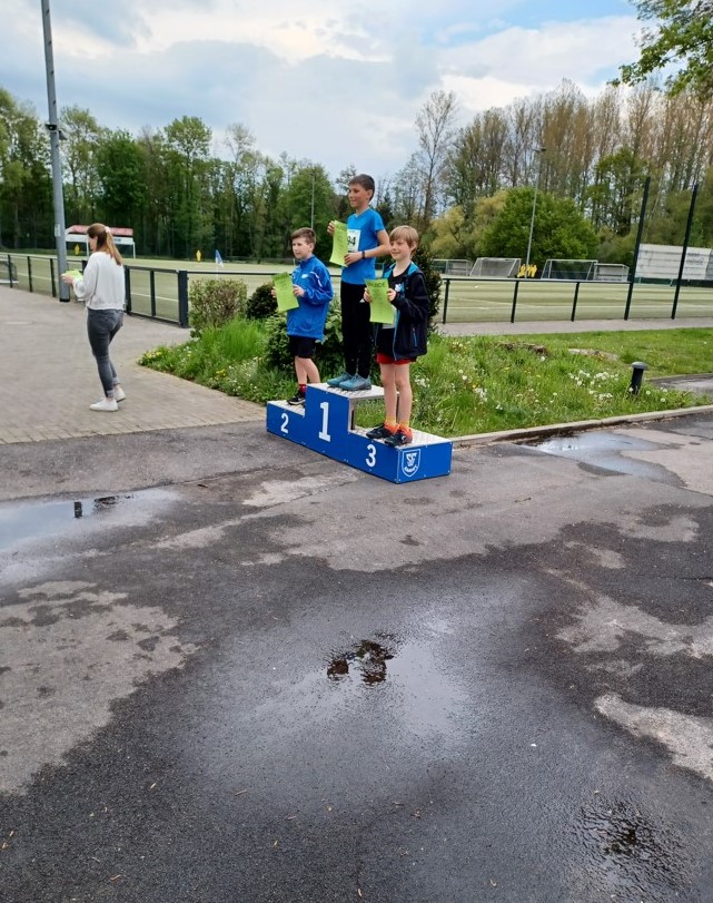 Leichtathletik Wettkampf 8 2 2