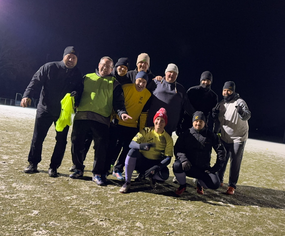 2026 01 02 Walking Fussballer