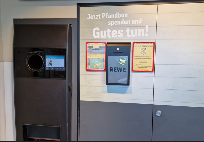 REWE Spende Kunstrasen25